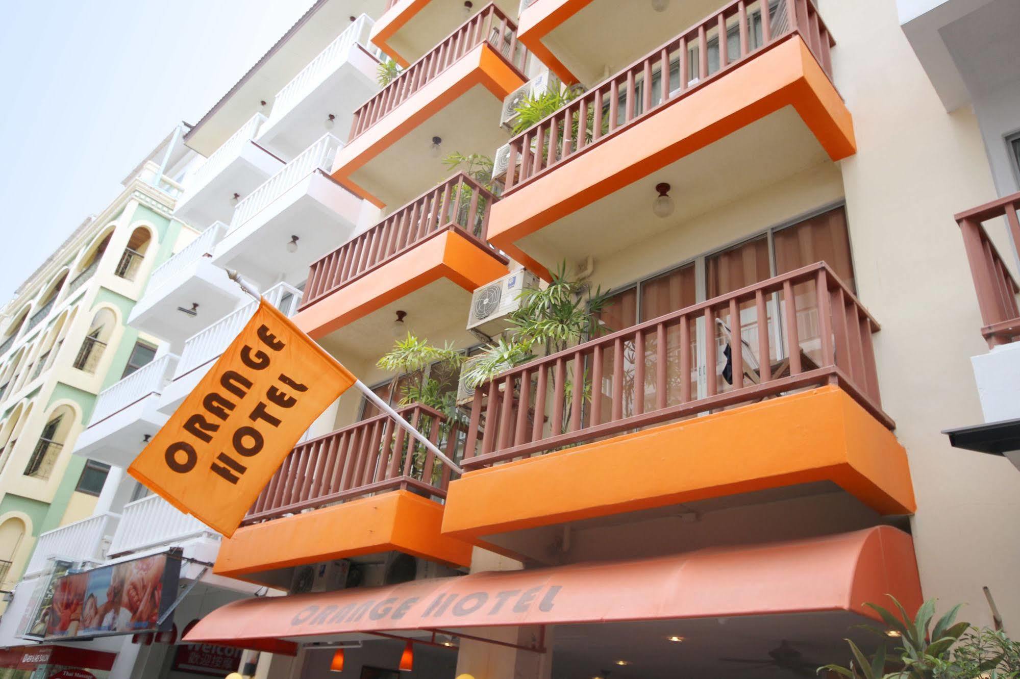 Orange Hotel Patong Extérieur photo